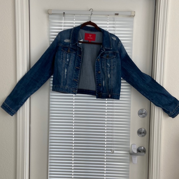 COPY - Guess of Los Angeles, blue Jean short jacket. - Picture 1 of 10